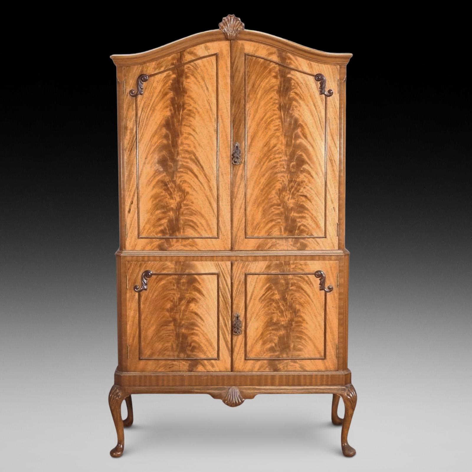 20th Century Cocktail Drinks Cabinet (1 of 14) 20th Century Cocktail Drinks Cabinet (1 of 14)