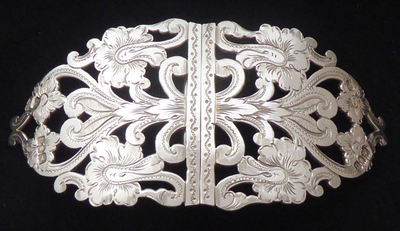 Large Victorian 1899 Hallmarked Solid Silver Nurses Belt Buckle Charles Edwards (1 of 9)