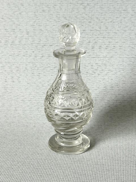 Unusual Georgian Cut Glass Condiment Bottle (1 of 6) Unusual Georgian Cut Glass Condiment Bottle (1 of 6)