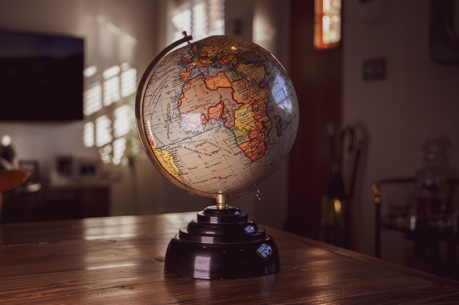 Geographia 8 Inch Globe Fleet St London (1 of 7) Geographia 8 Inch Globe Fleet St London (1 of 7)