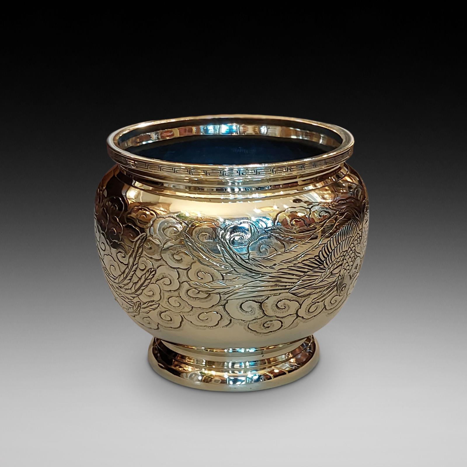 Early 20th Century Japanese Polished Brass Jardiniere (1 of 8) Early 20th Century Japanese Polished Brass Jardiniere (1 of 8)