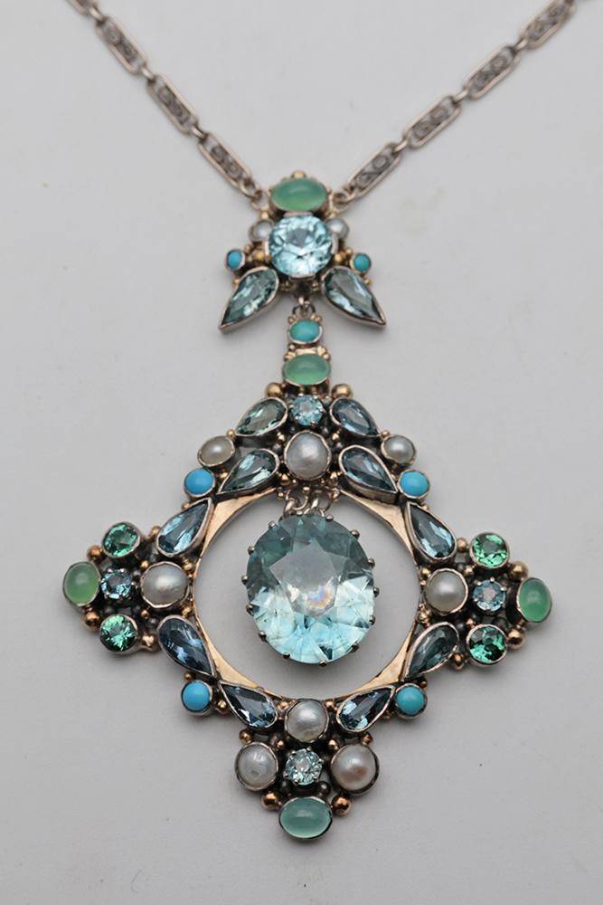 Arts and Crafts Gem Necklace (possibly Dorrie Nossiter) (1 of 5) Arts and Crafts Gem Necklace (possibly Dorrie Nossiter) (1 of 5)