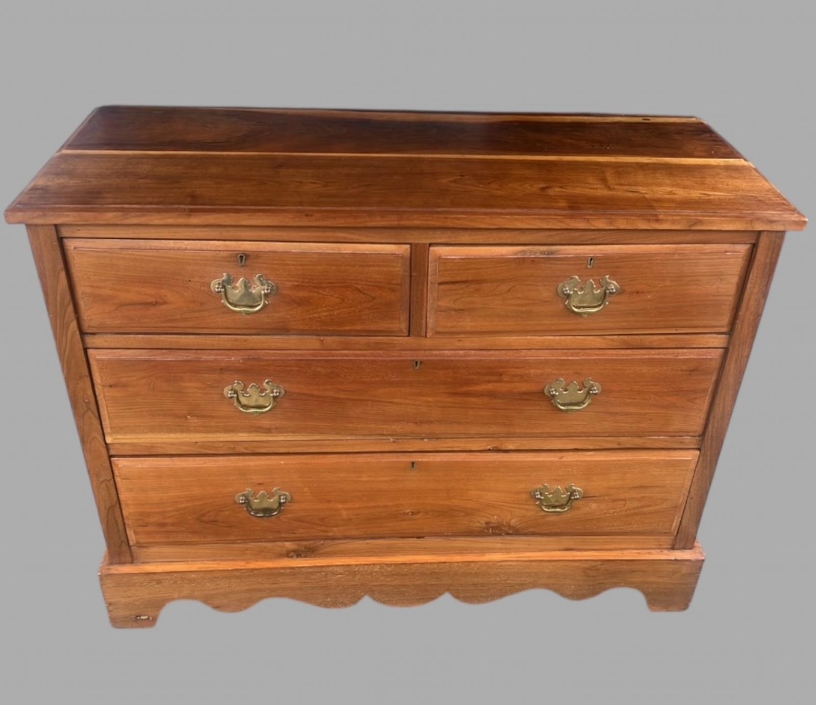 Early 20th Century Chest of Drawers (1 of 7)