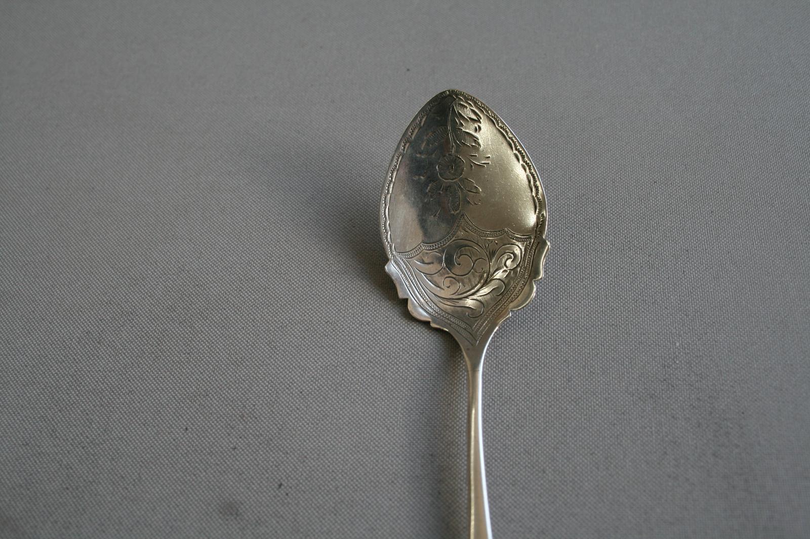 Silver Jam Spoon with a Shaped Spoon 1908 PJR1920 / LA432297
