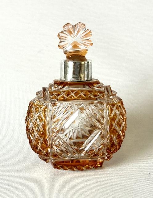 Superb Bohemian Silver & Cut Glass Amber Scent Bottle (1 of 8) Superb Bohemian Silver & Cut Glass Amber Scent Bottle (1 of 8)