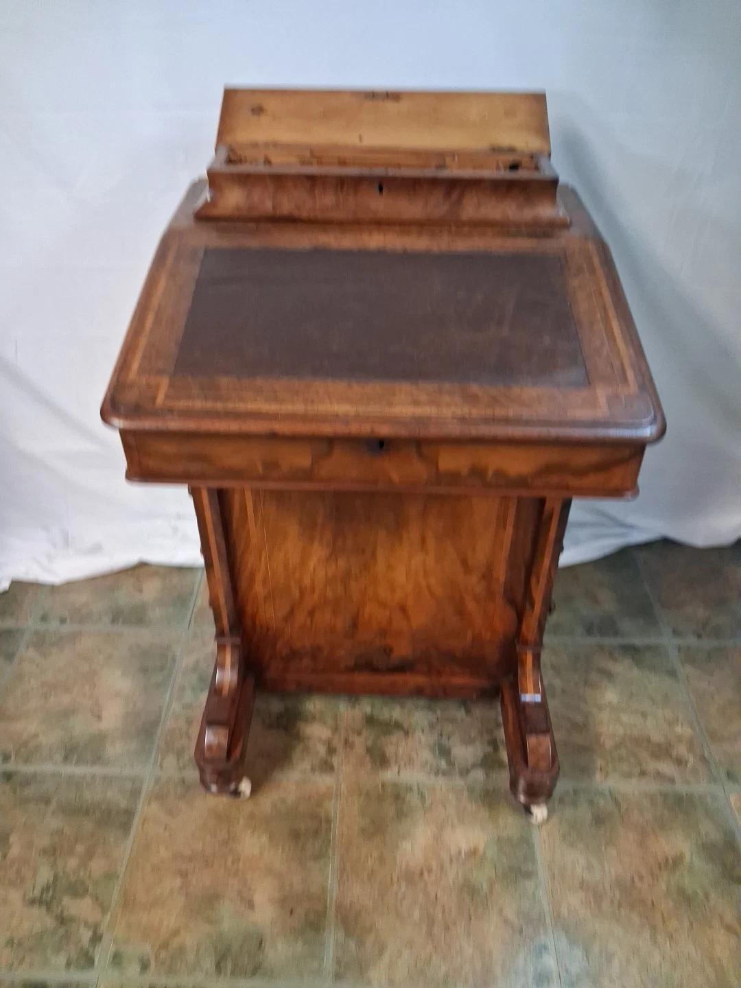 Davenport Desk In Walnut Burr,a Beautiful and Functional Piece Of Furniture (1 of 10)