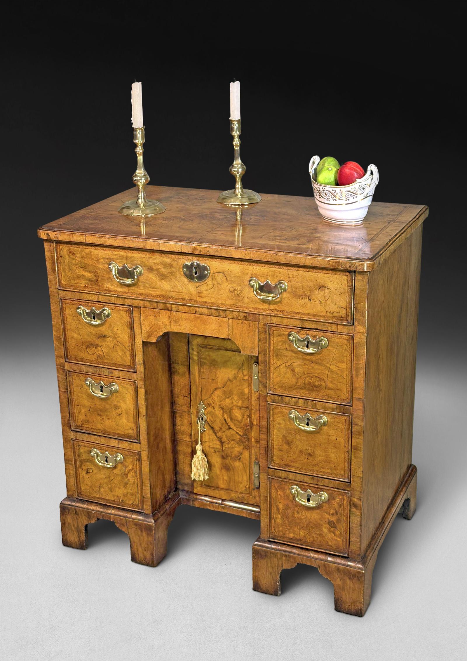 George I Figured Walnut Kneehole Desk (1 of 7) George I Figured Walnut Kneehole Desk (1 of 7)