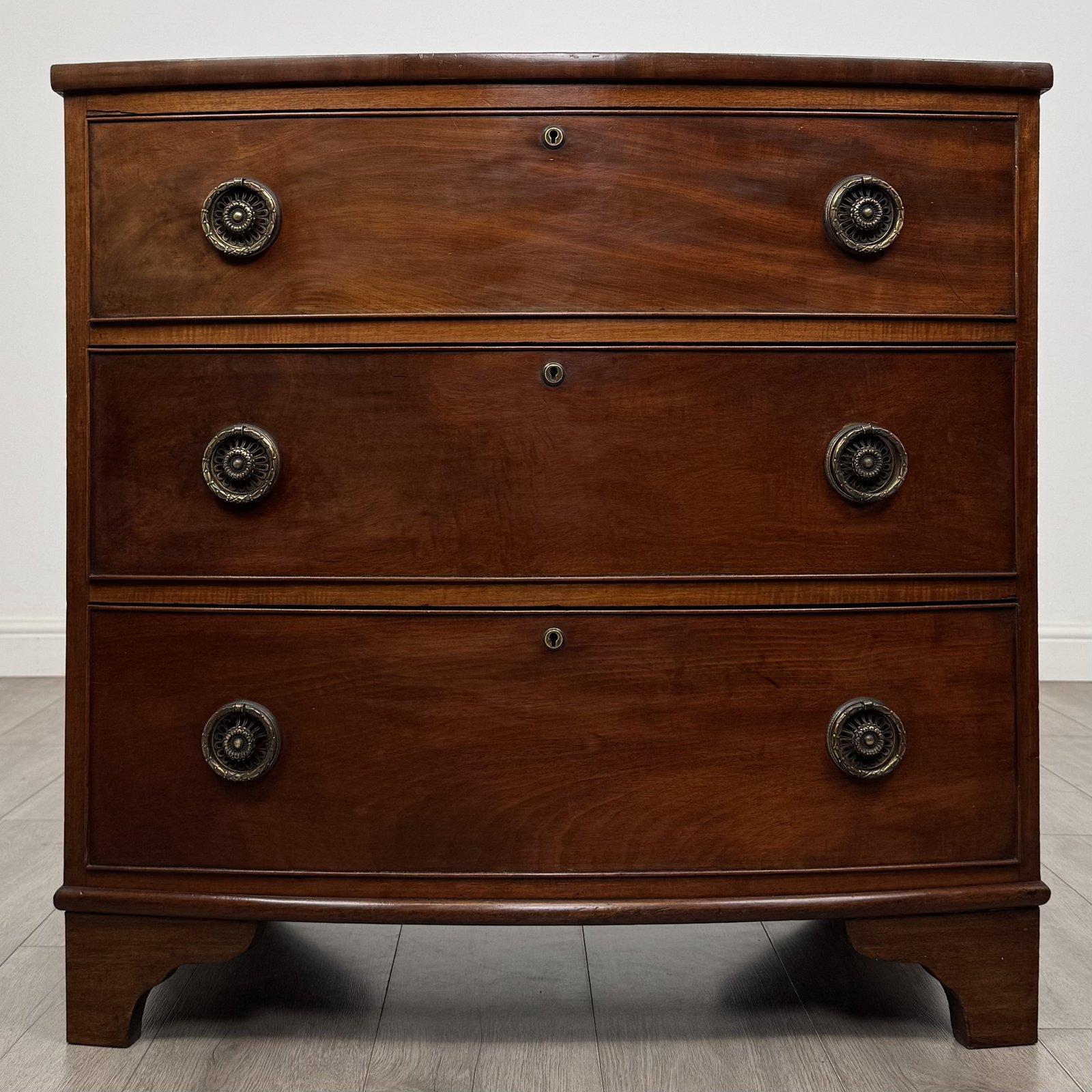 Antique Georgian Mahogany Bow Front Chest of Drawers | 18th Century | AF-6627 (1 of 11) Antique Georgian Mahogany Bow Front Chest of Drawers | 18th Century | AF-6627 (1 of 11)