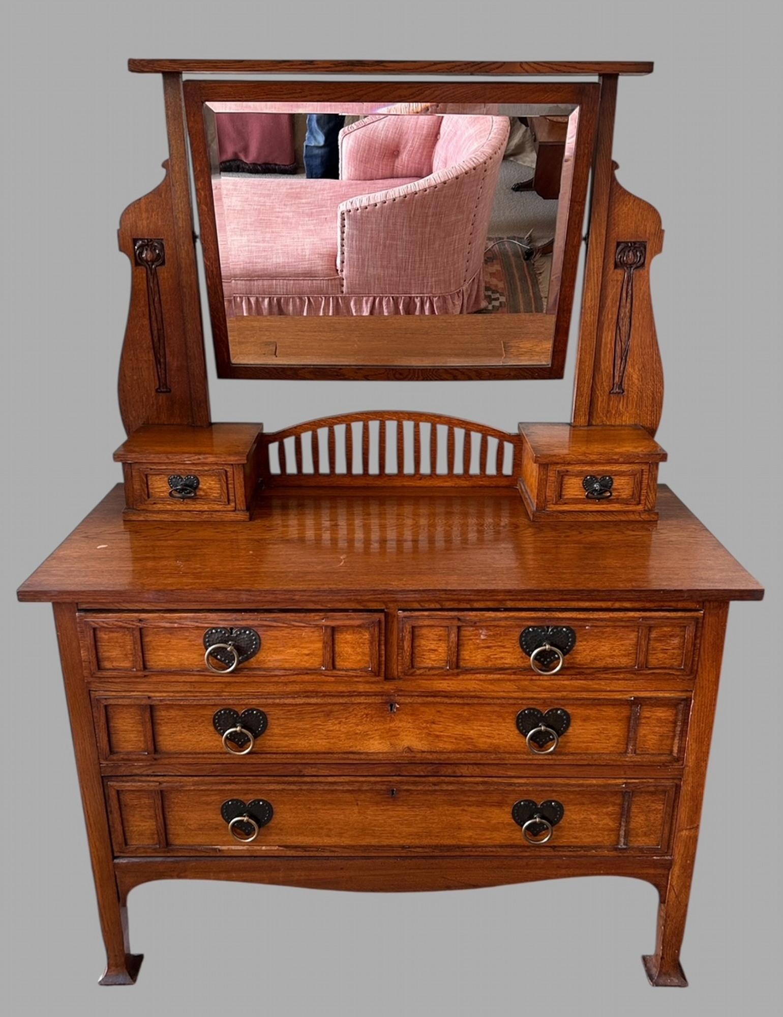 Oak Arts & Crafts Dressing Table (1 of 5) Oak Arts & Crafts Dressing Table (1 of 5)