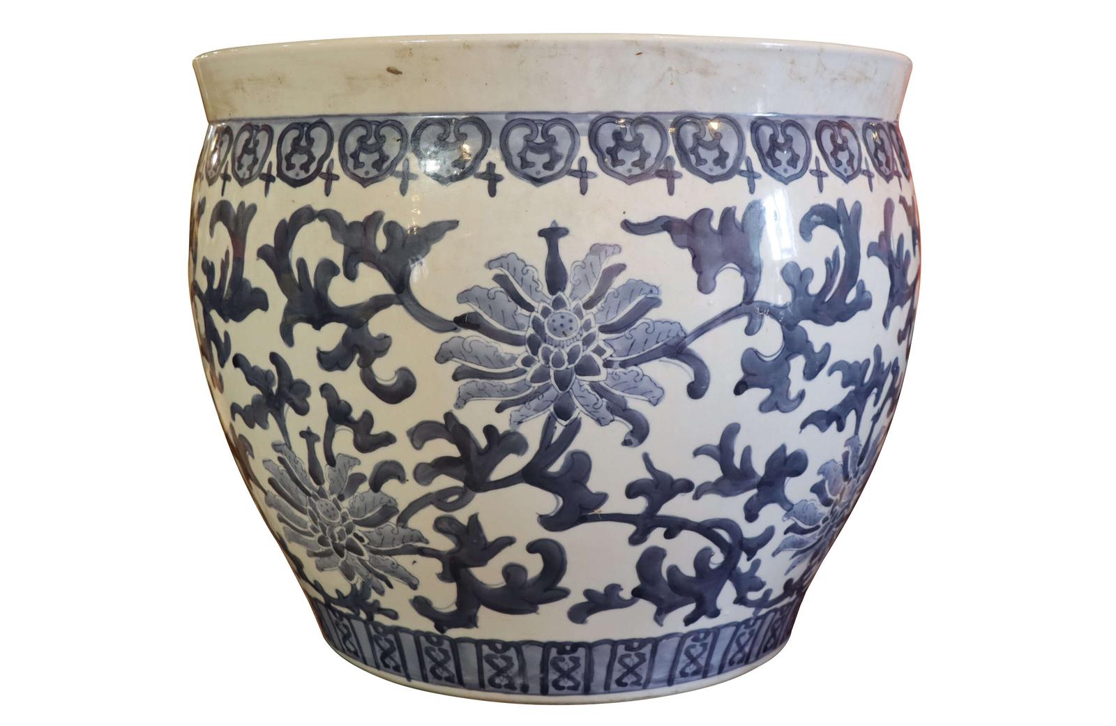 Large Mid 20th Century Chinese Blue & White Porcelain Planter ("Fish Tank") (1 of 3) Large Mid 20th Century Chinese Blue & White Porcelain Planter ("Fish Tank") (1 of 3)