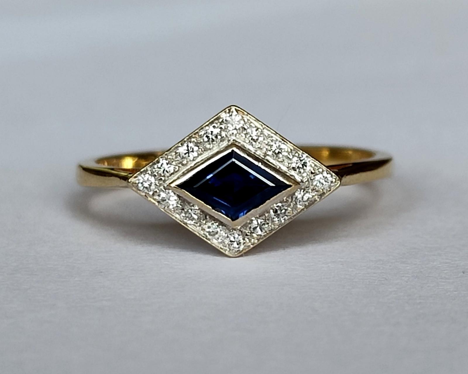 Vintage 18ct Gold Sapphire Diamond Art Deco Style Ring (1 of 10) Vintage 18ct Gold Sapphire Diamond Art Deco Style Ring (1 of 10)