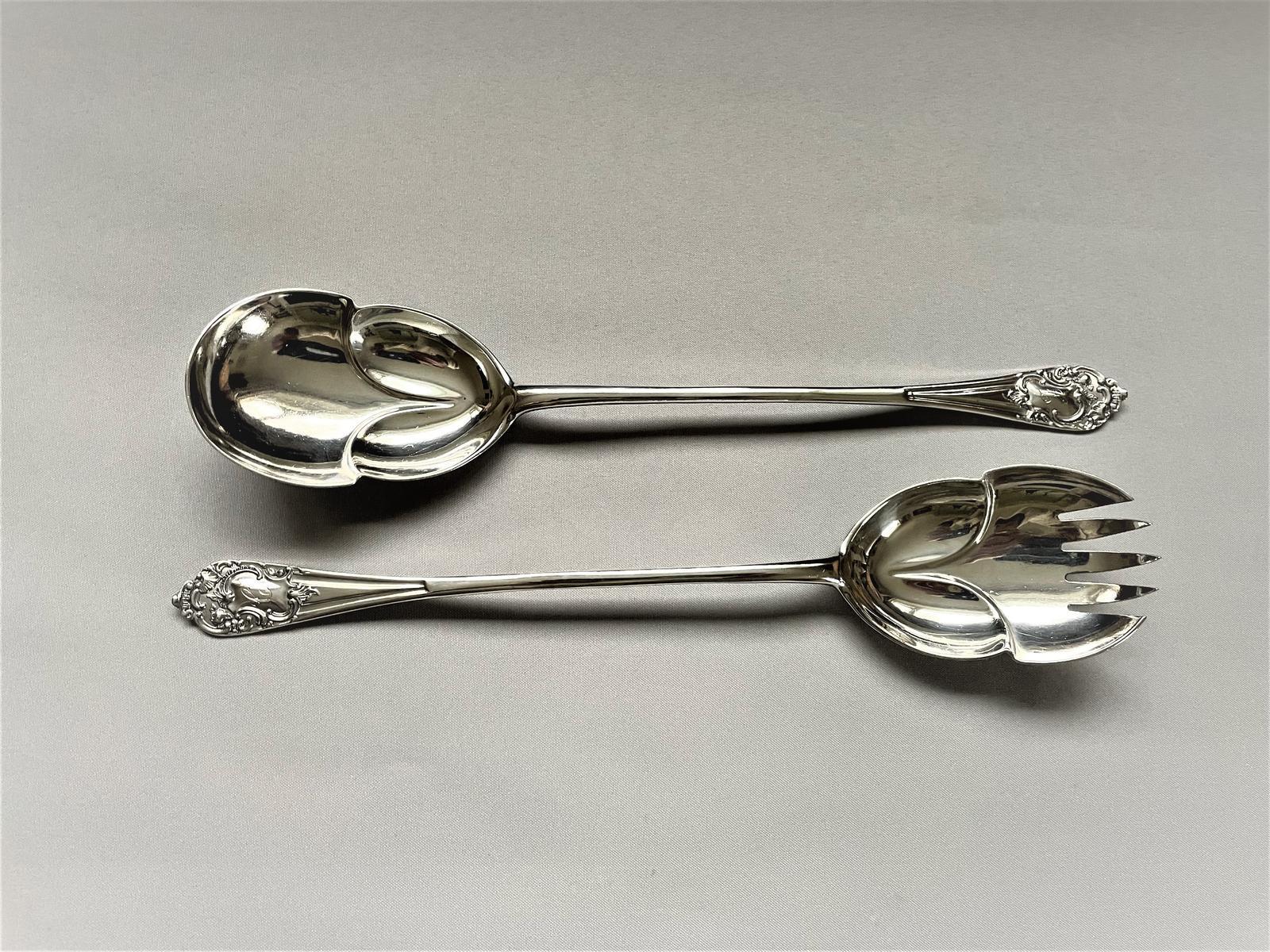 Handsome Pair of Edwardian Silver Salad Servers (1 of 4)