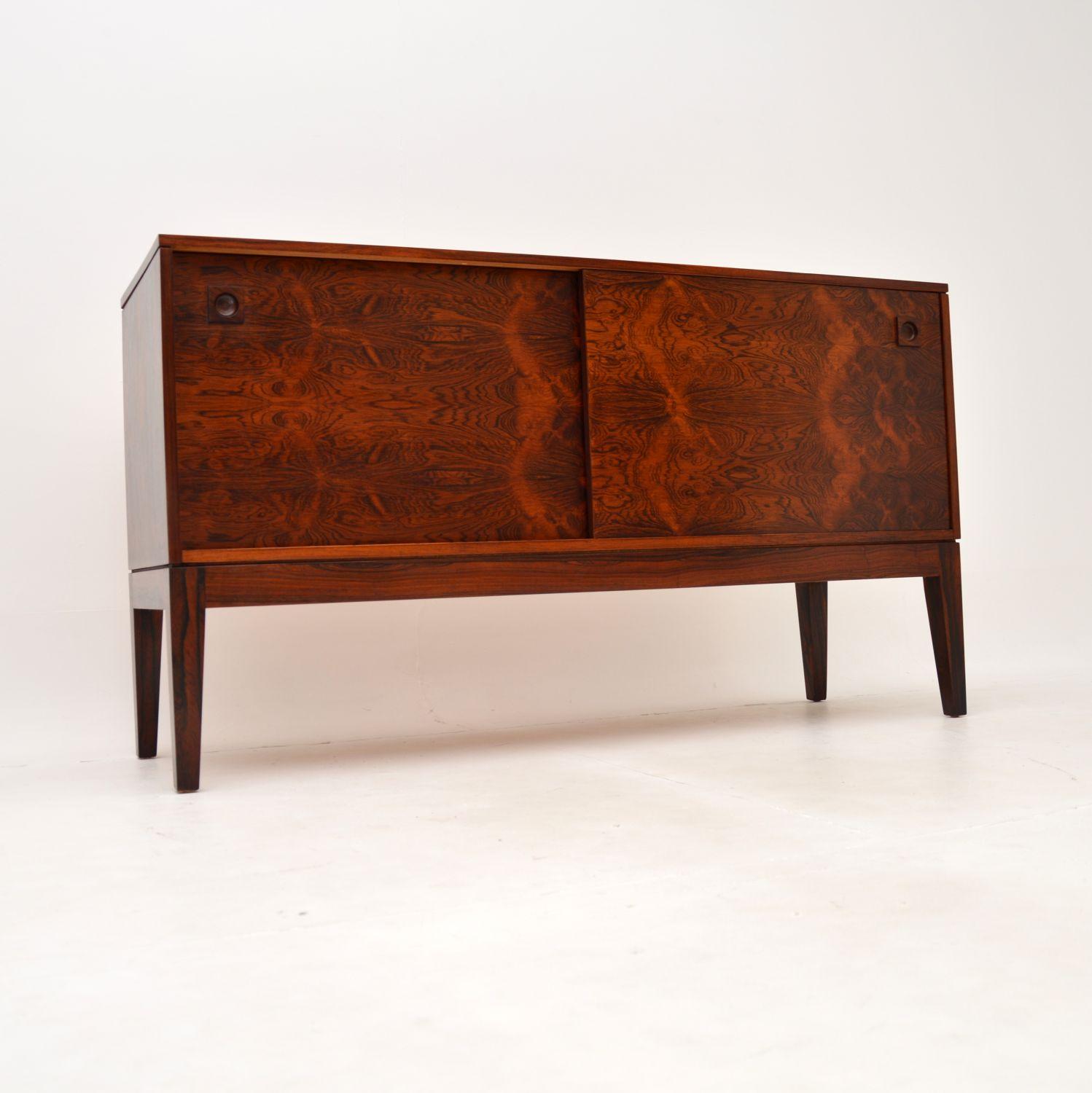 Vintage Rosewood Sideboard by Robert Heritage for Archie Shine (1 of 12) Vintage Rosewood Sideboard by Robert Heritage for Archie Shine (1 of 12)
