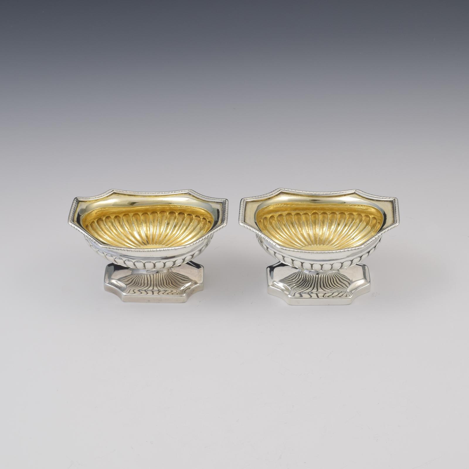 George III Pair of Neoclassical Silver Salts Robert & Samuel Hennell Set 2 (1 of 10) George III Pair of Neoclassical Silver Salts Robert & Samuel Hennell Set 2 (1 of 10)