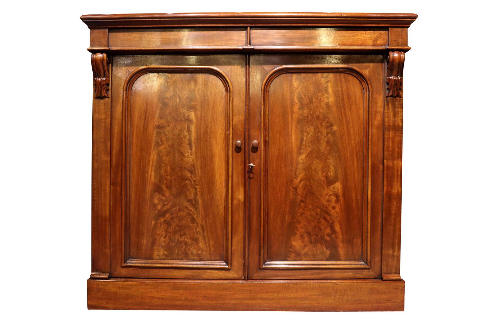 Early Victorian Mahogany Chiffonier with Flame Mahogany Panelled Doors, Circa 1840 (1 of 6) Early Victorian Mahogany Chiffonier with Flame Mahogany Panelled Doors, Circa 1840 (1 of 6)