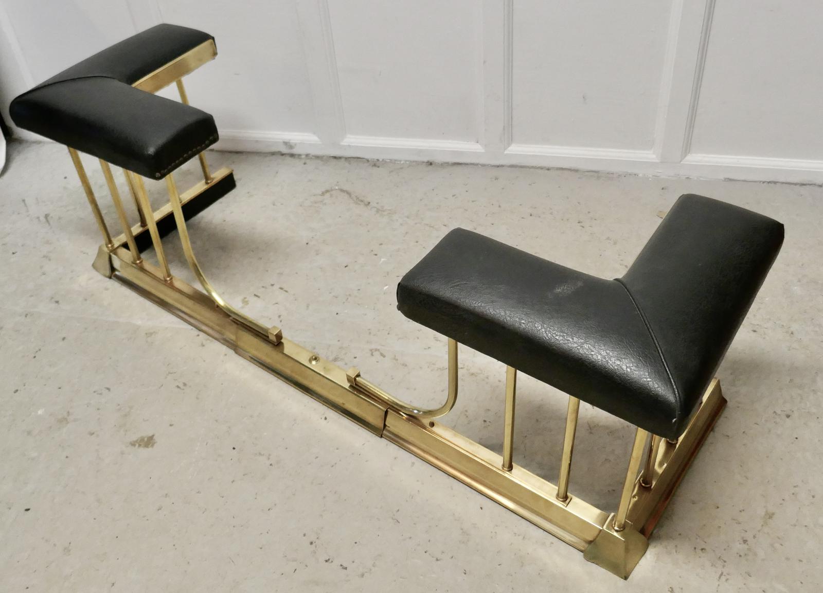 Good Quality Brass and Leather Club Fender (1 of 6) Good Quality Brass and Leather Club Fender (1 of 6)