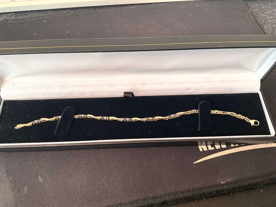 Sapphires & Diamonds 9ct Solid Gold Bracelet (1 of 17)