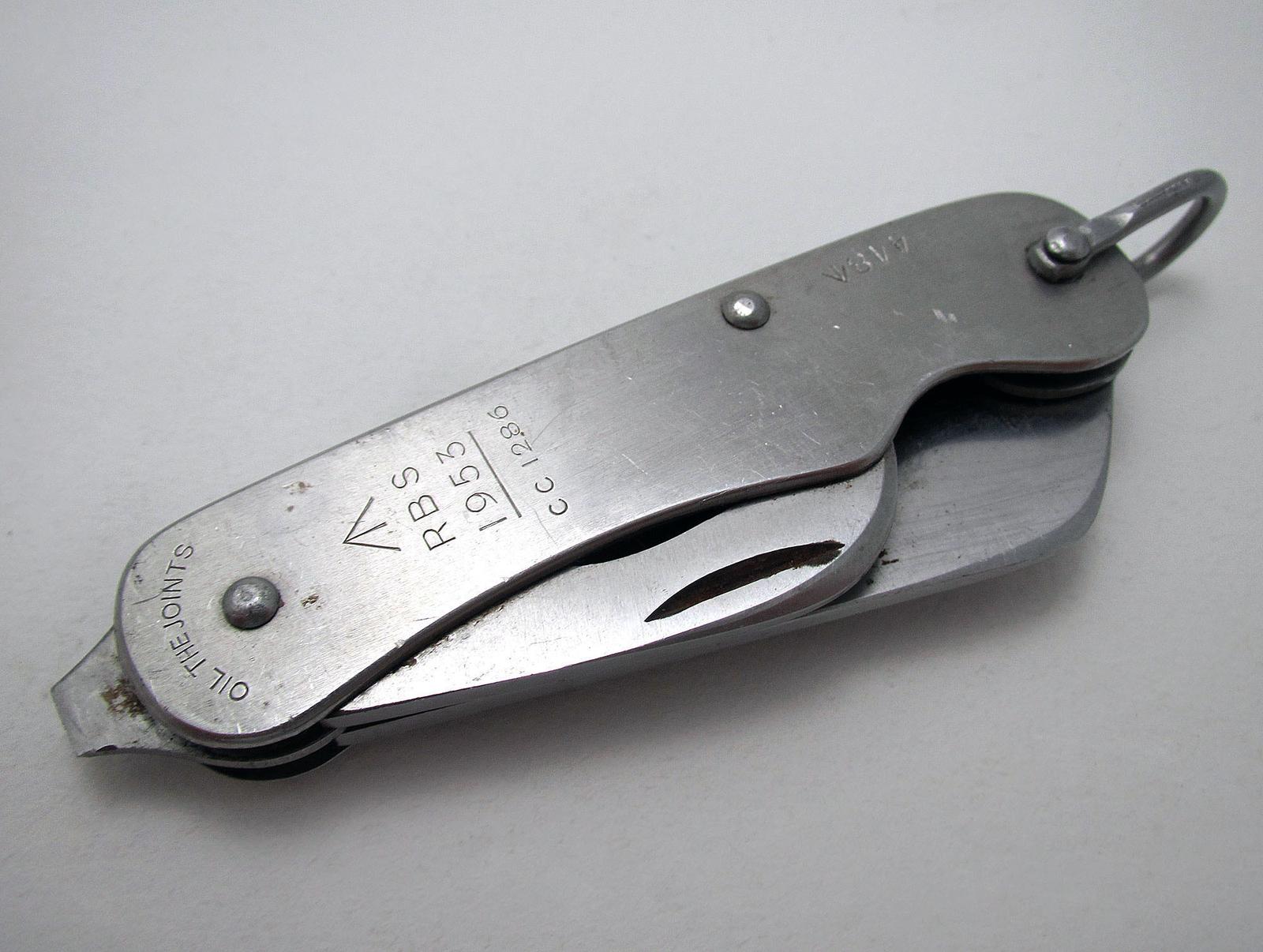 British Army Issue 1953 Vintage Folding Stainless Steel Clasp Knife, Rbs 448 Sheffield (1 of 7) British Army Issue 1953 Vintage Folding Stainless Steel Clasp Knife, Rbs 448 Sheffield (1 of 7)