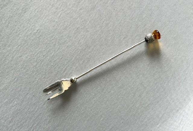 Charming George V Silver Thistle Pickle Fork (1 of 4)