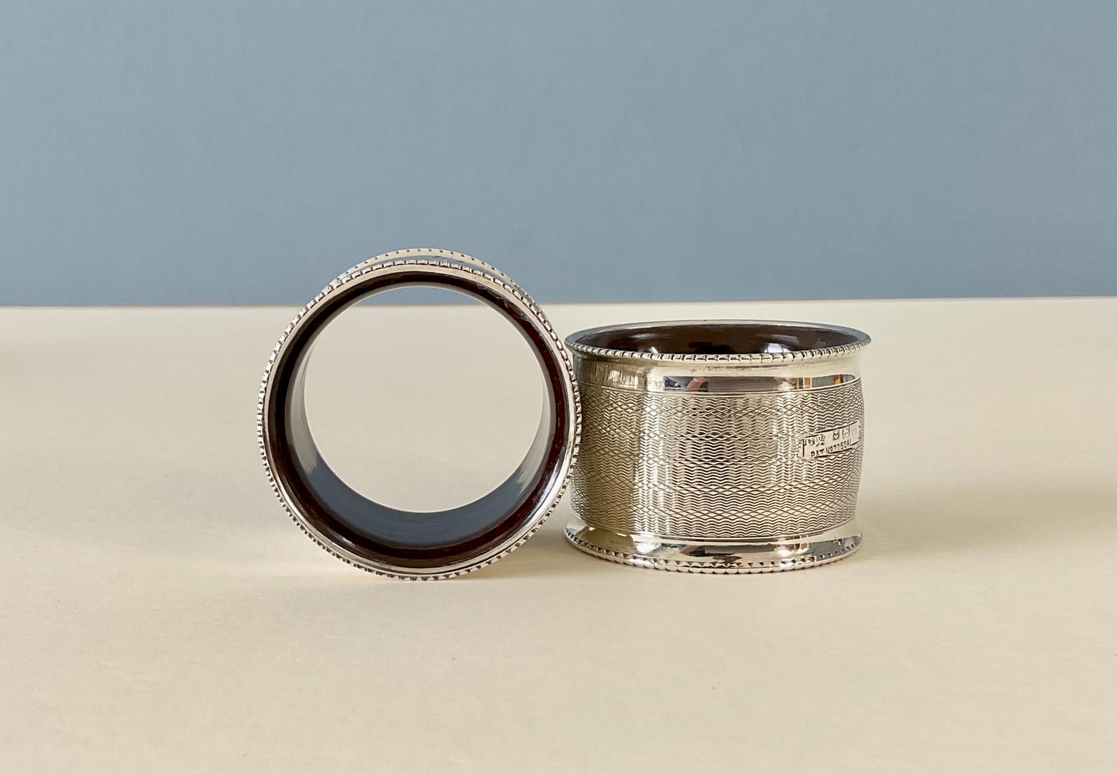 Pair of Antique Silver Napkin Rings (1 of 8)