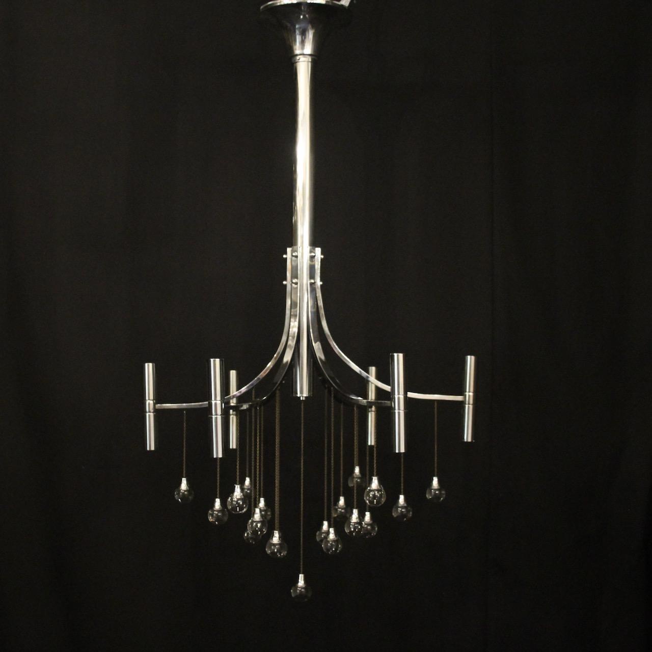 Italian Chrome Plated 12 Light Chandelier (1 of 10) Italian Chrome Plated 12 Light Chandelier (1 of 10)
