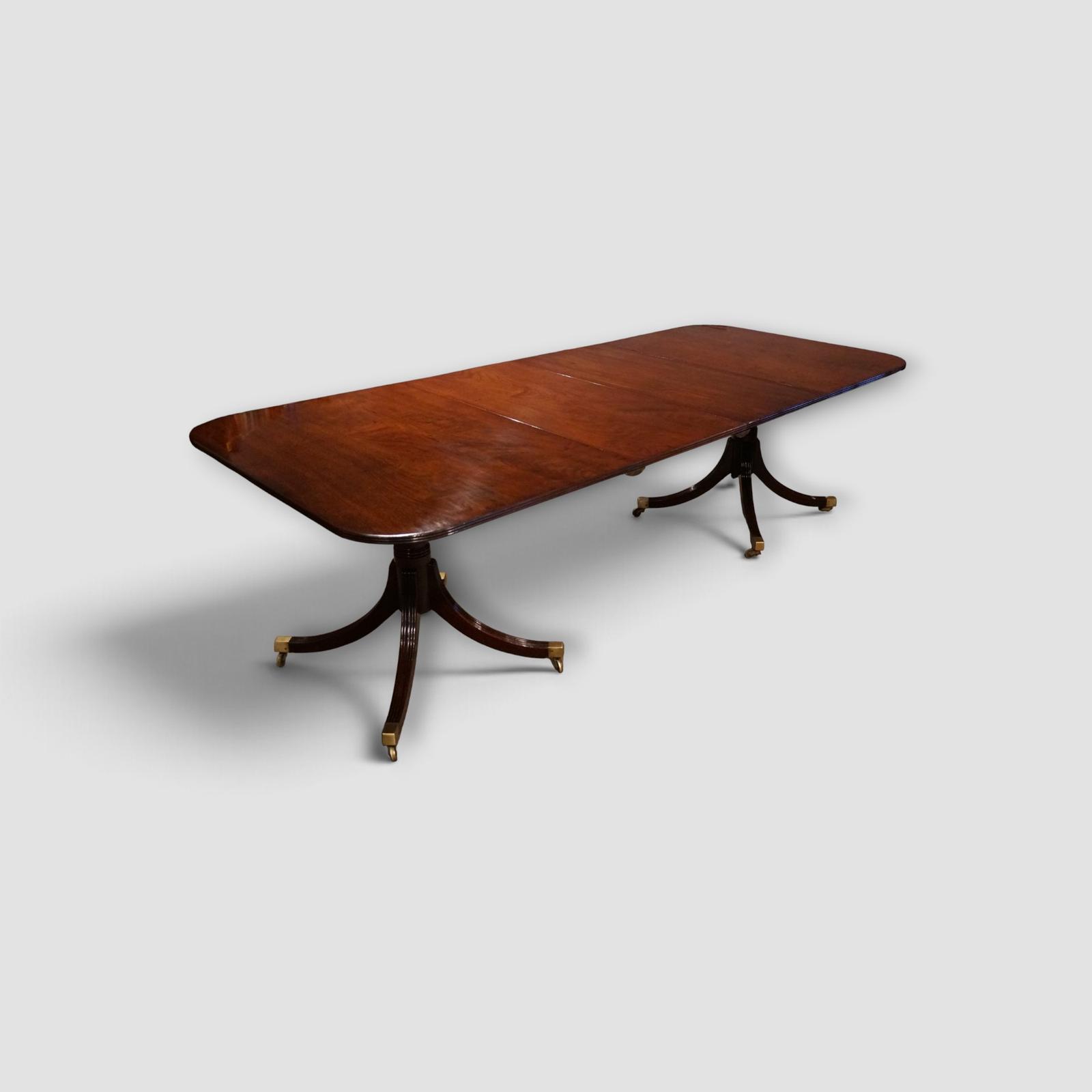 Georgian Style Mahogany Twin Pillar Dining Table with Leaves (1 of 12) Georgian Style Mahogany Twin Pillar Dining Table with Leaves (1 of 12)