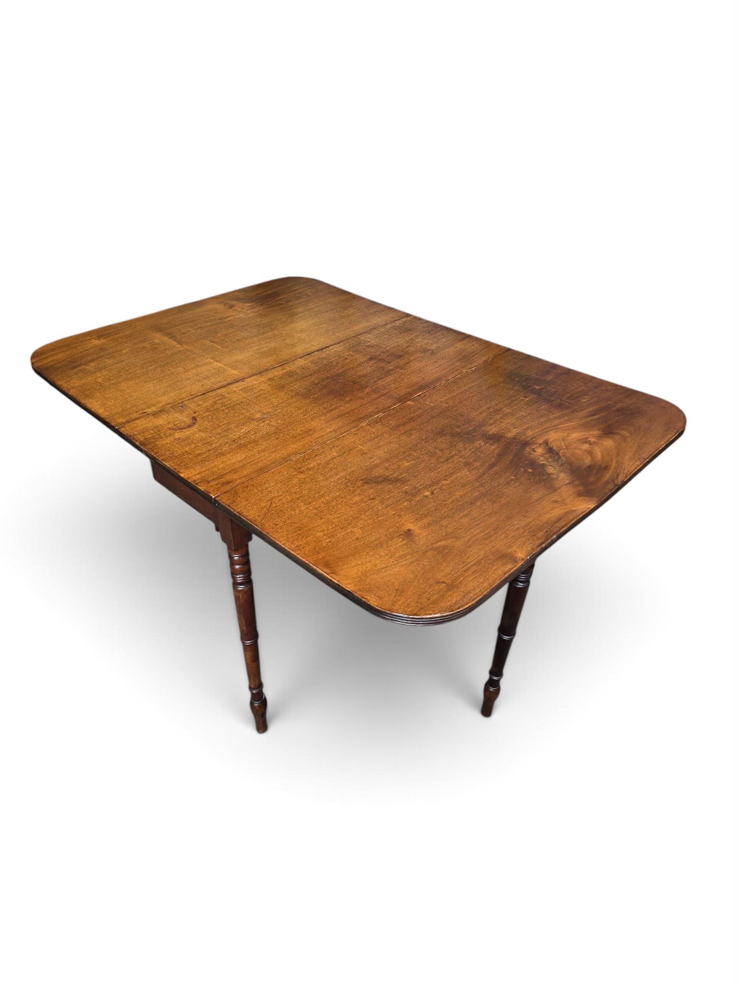 Antique Edwardian Mahogany Drop Leaf Dining Table / c.1910 (1 of 12) Antique Edwardian Mahogany Drop Leaf Dining Table / c.1910 (1 of 12)
