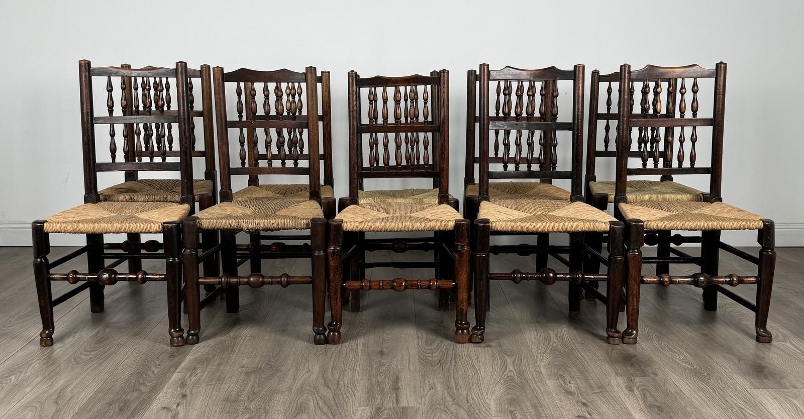 Antique 18th Century Set of 10 Oak Spindle Back Dining Chairs (1 of 12) Antique 18th Century Set of 10 Oak Spindle Back Dining Chairs (1 of 12)