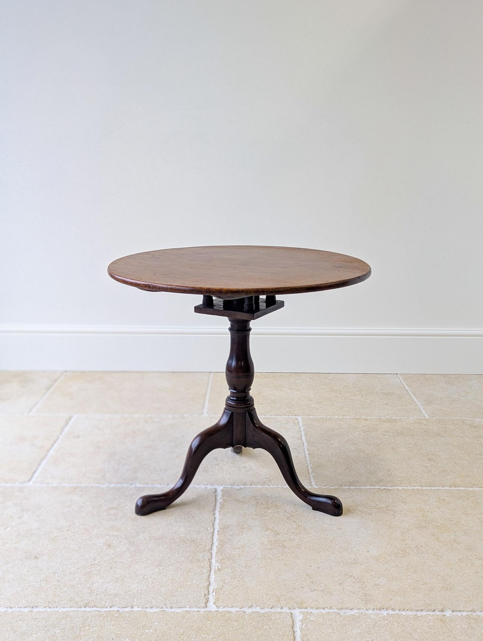 Antique Georgian Mahogany Tripod Table c.1790 (1 of 20) Antique Georgian Mahogany Tripod Table c.1790 (1 of 20)