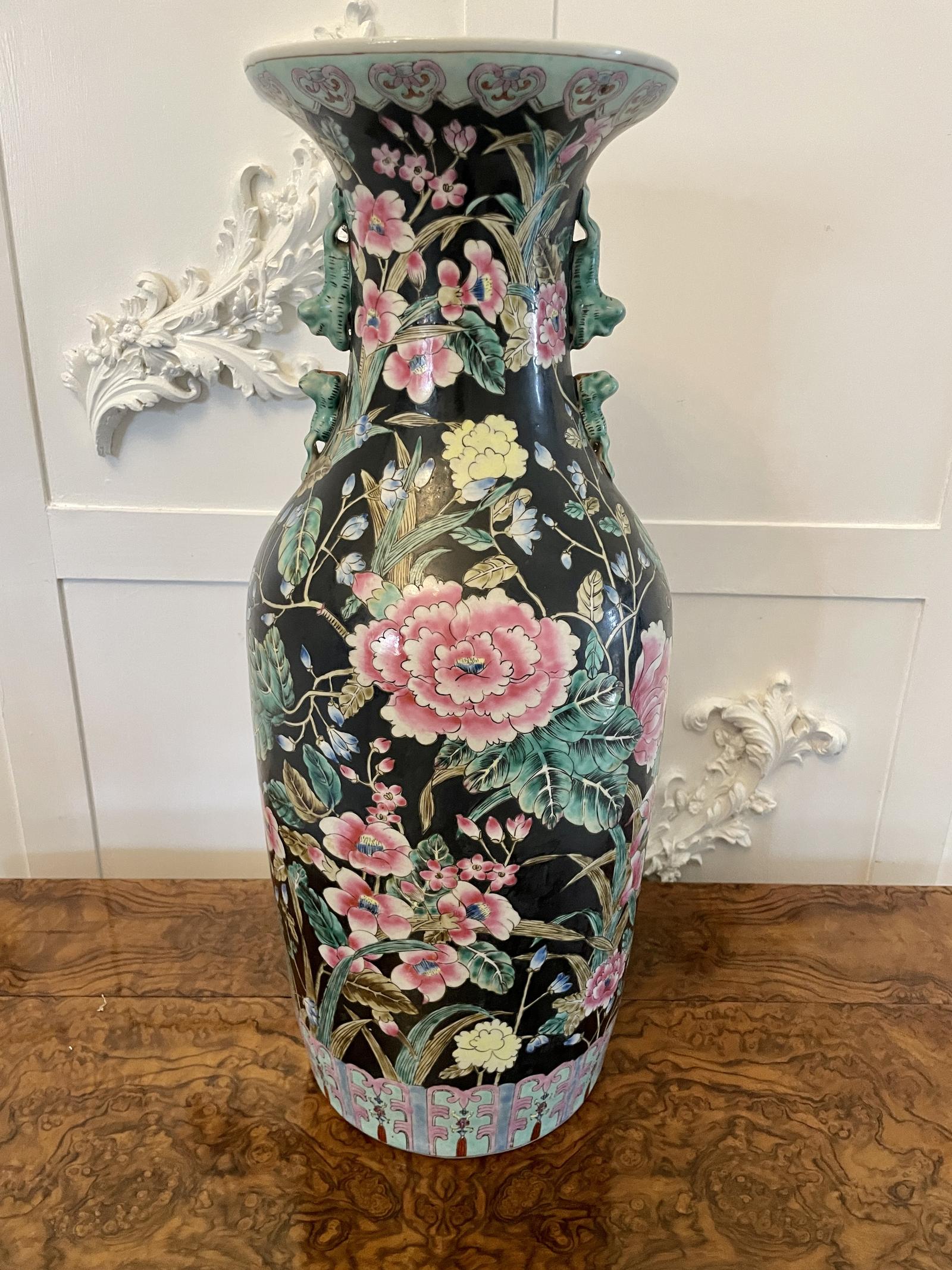 Large Antique 19th Century Quality Chinese Famille Noire Vase (1 of 10) Large Antique 19th Century Quality Chinese Famille Noire Vase (1 of 10)