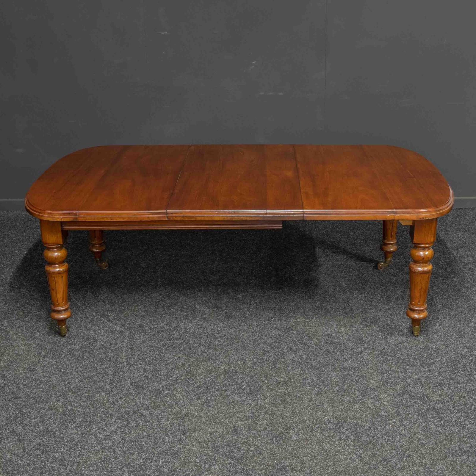Victorian Mahogany Extending Table (1 of 9)