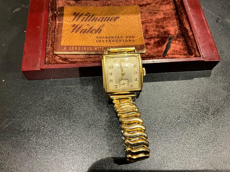 1950s Longines Wittnayer Gents Dress Watch (1 of 6)