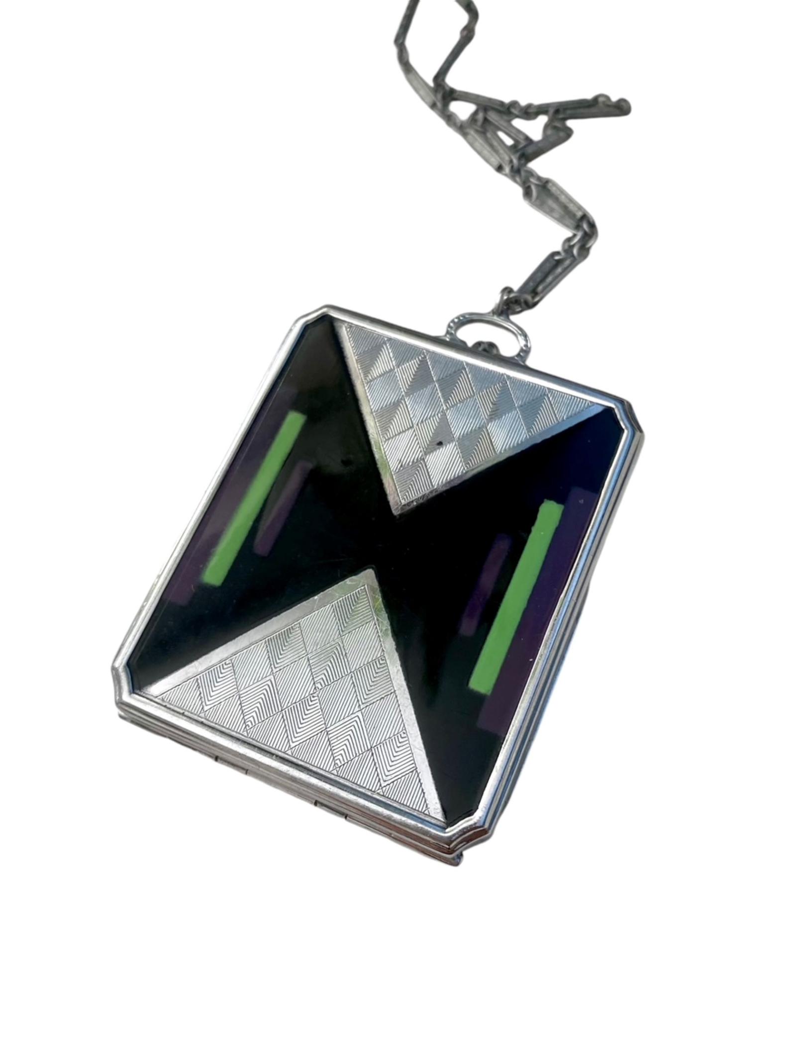 Art Deco Elgin American Vanity Purse Powder & Rouge Compact with Wristlet c.1920 (1 of 11) Art Deco Elgin American Vanity Purse Powder & Rouge Compact with Wristlet c.1920 (1 of 11)