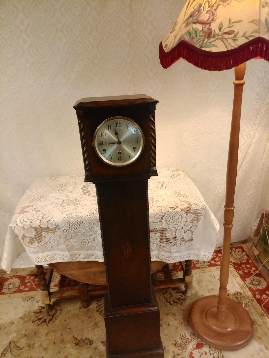 Granddaughter Clock Victorian - Will Need Repairs To Work (1 of 4)