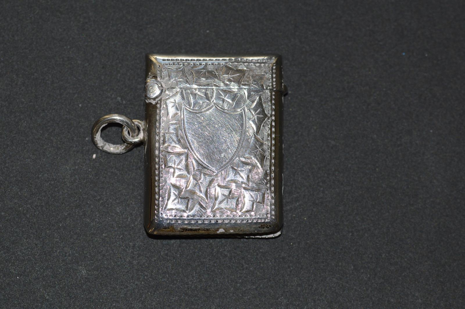 1905 Silver Vesta Case by Birmingham Silversmith Joseph Gloster (1 of 3)