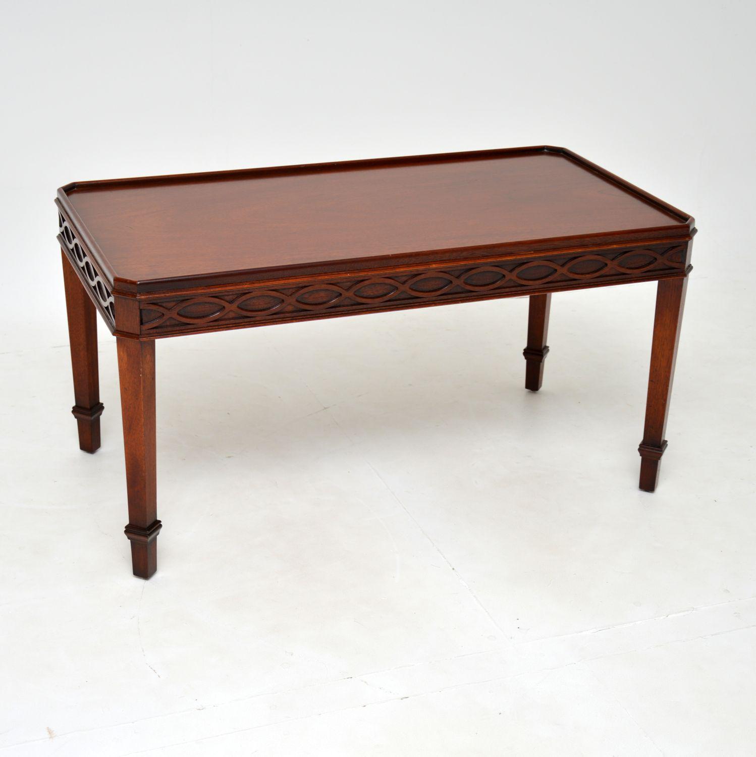Georgian Style Mahogany Coffee Table (1 of 8) Georgian Style Mahogany Coffee Table (1 of 8)