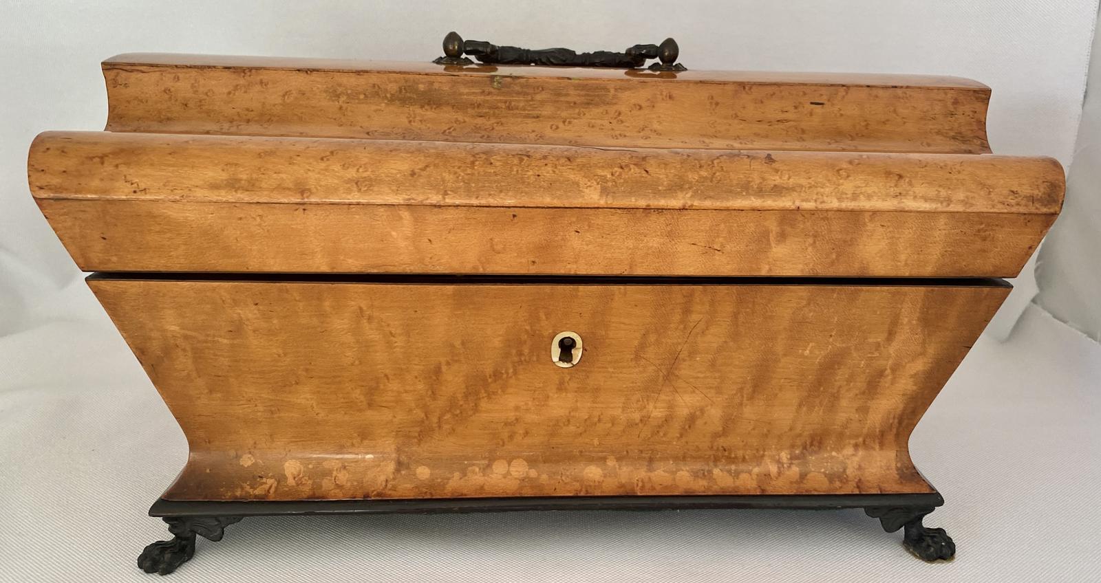 Birdseye Maple Dutch Sewing Box c.1860 (1 of 12)