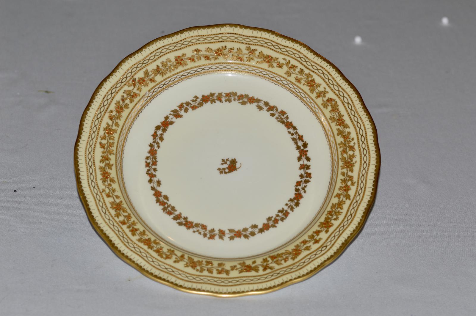 1889 Victorian Derby Plate with Gold Running Garland within Pale Yellow Borders (1 of 4)
