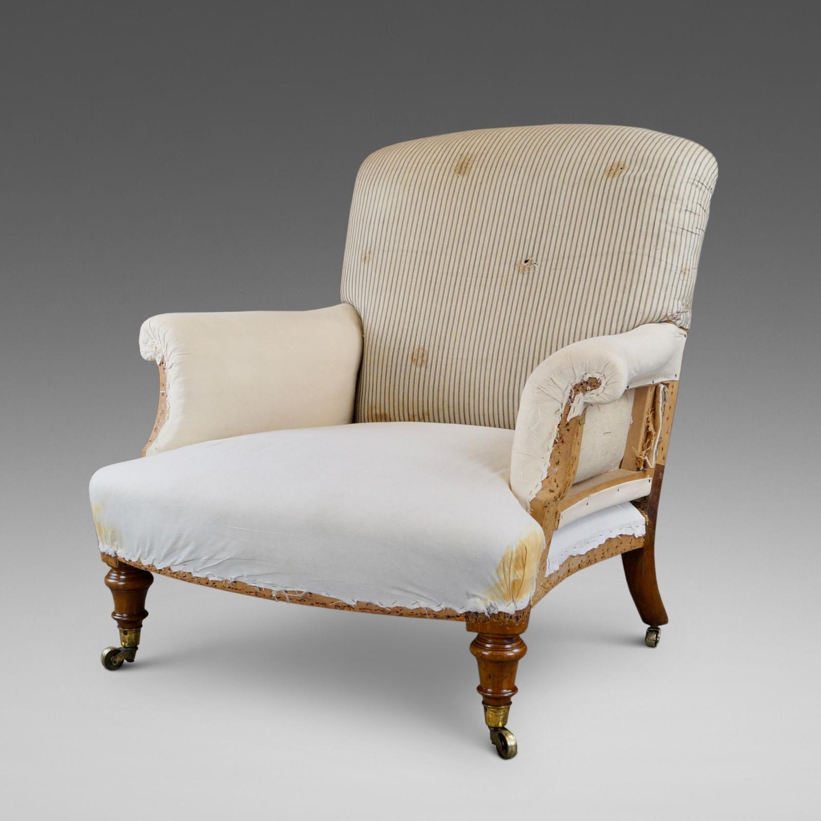 Fine Walnut Armchair Attributed to Howard & Sons (1 of 7) Fine Walnut Armchair Attributed to Howard & Sons (1 of 7)