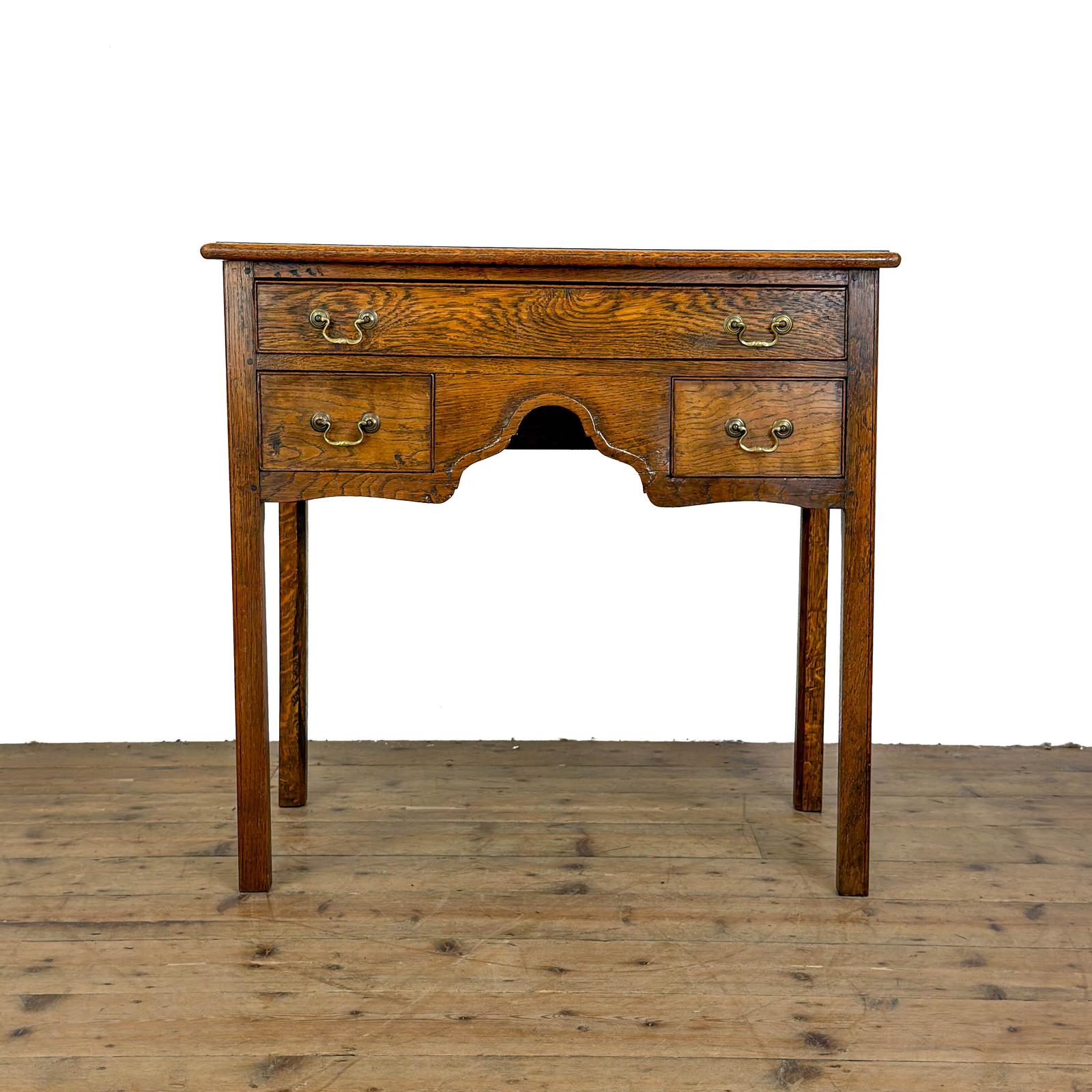 Mid 20th Century Oak Lowboy (1 of 11) Mid 20th Century Oak Lowboy (1 of 11)