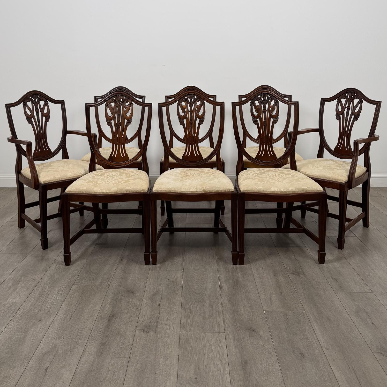 Antique 20th Century Set of 8 Shield Back Dining Chairs (1 of 8) Antique 20th Century Set of 8 Shield Back Dining Chairs (1 of 8)