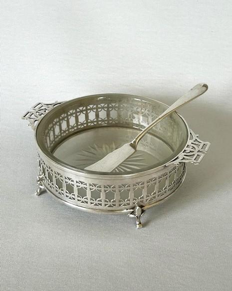 Fabulous Art Deco Pierced Silver & Glass Butter Dish & Knife (1 of 9)