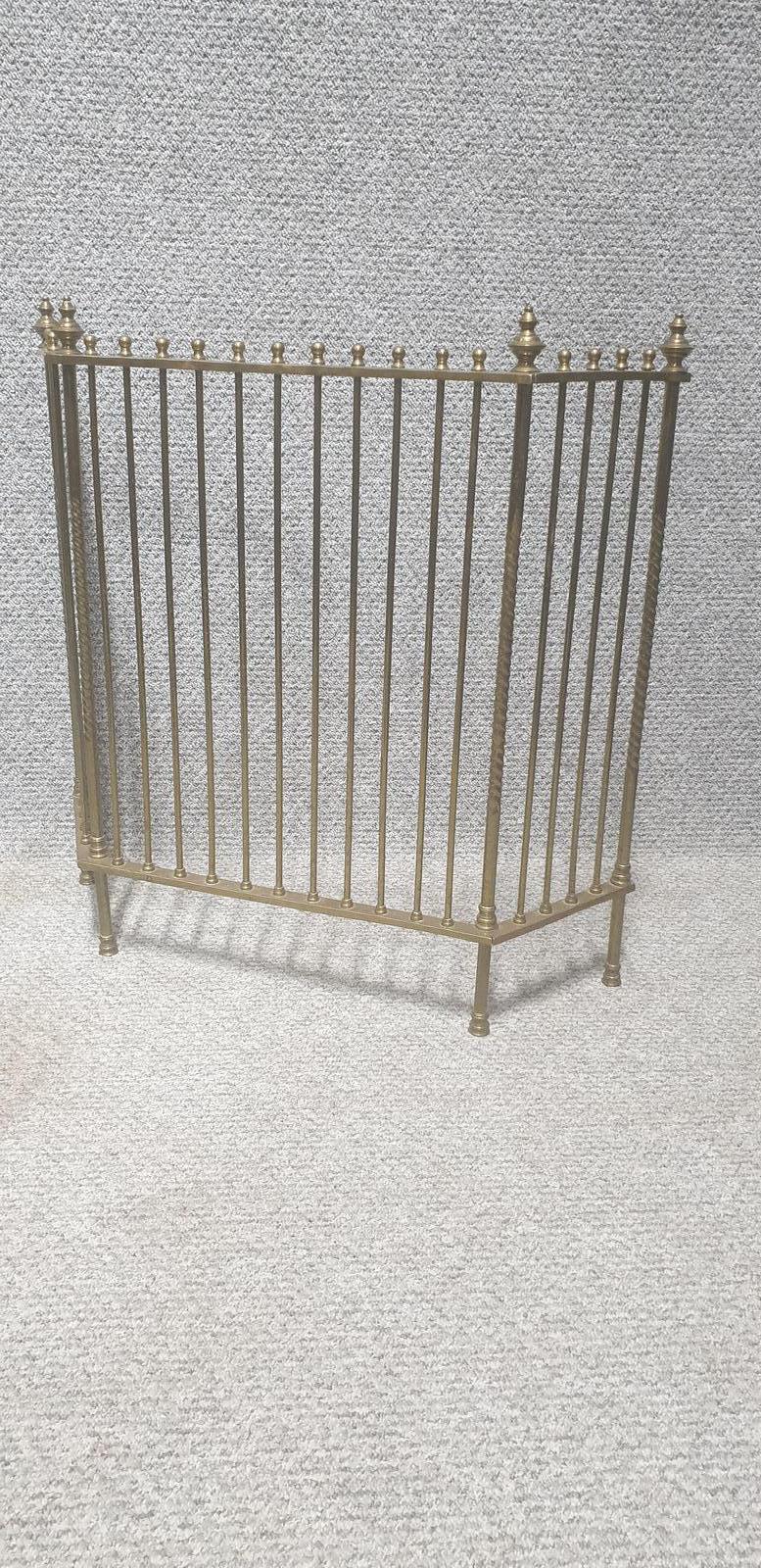 Victorian Brass Adjustable Fireguard (1 of 1)