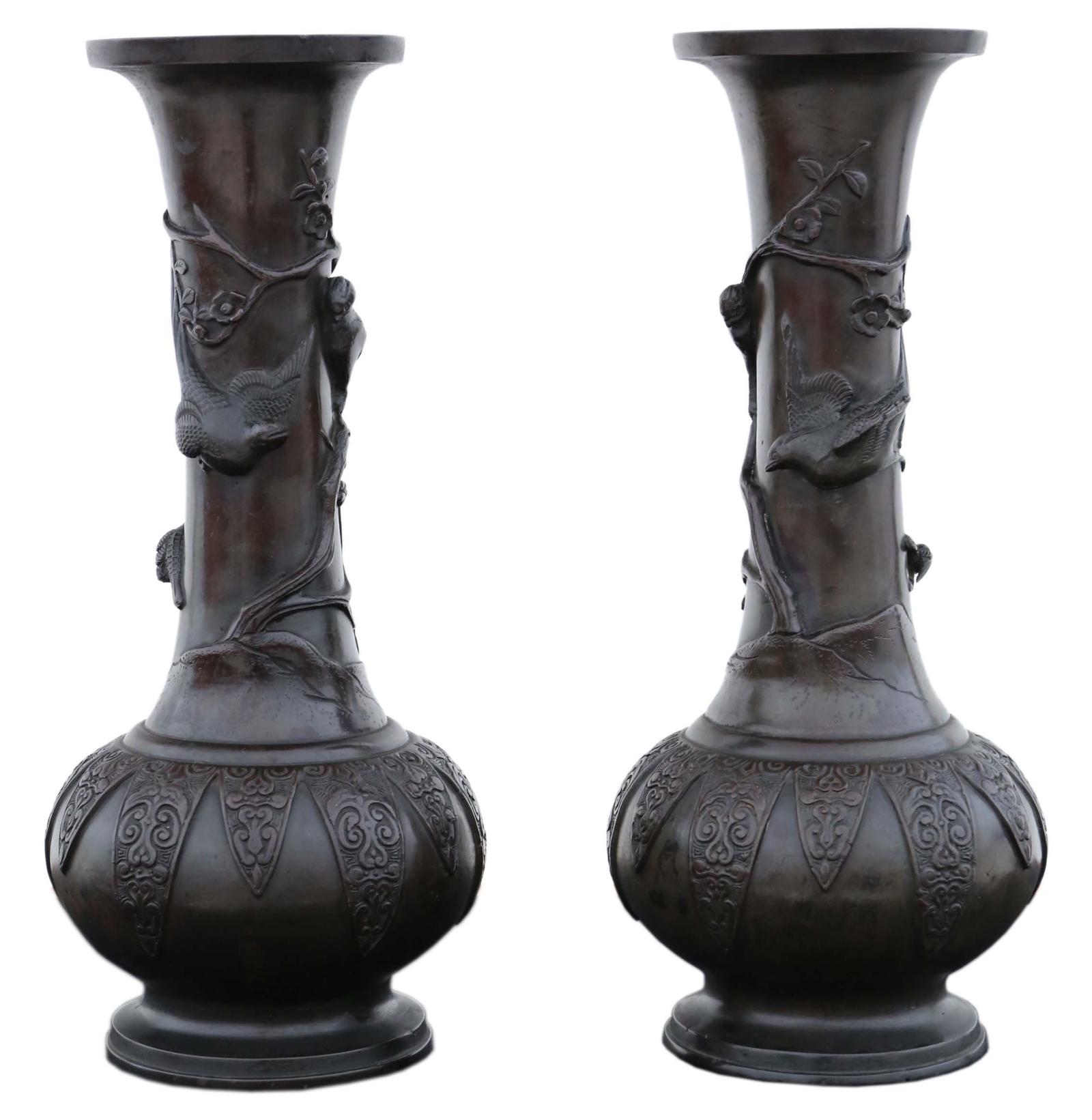 Antique Quality Pair of Vases Japanese Bronze (1 of 7)