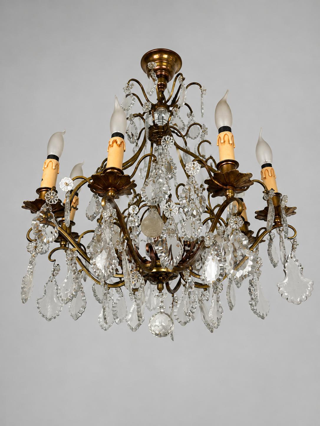 Large Gilt Bronze Crystal 12 Light Chandelier Ceiling Light (1 of 11) Large Gilt Bronze Crystal 12 Light Chandelier Ceiling Light (1 of 11)