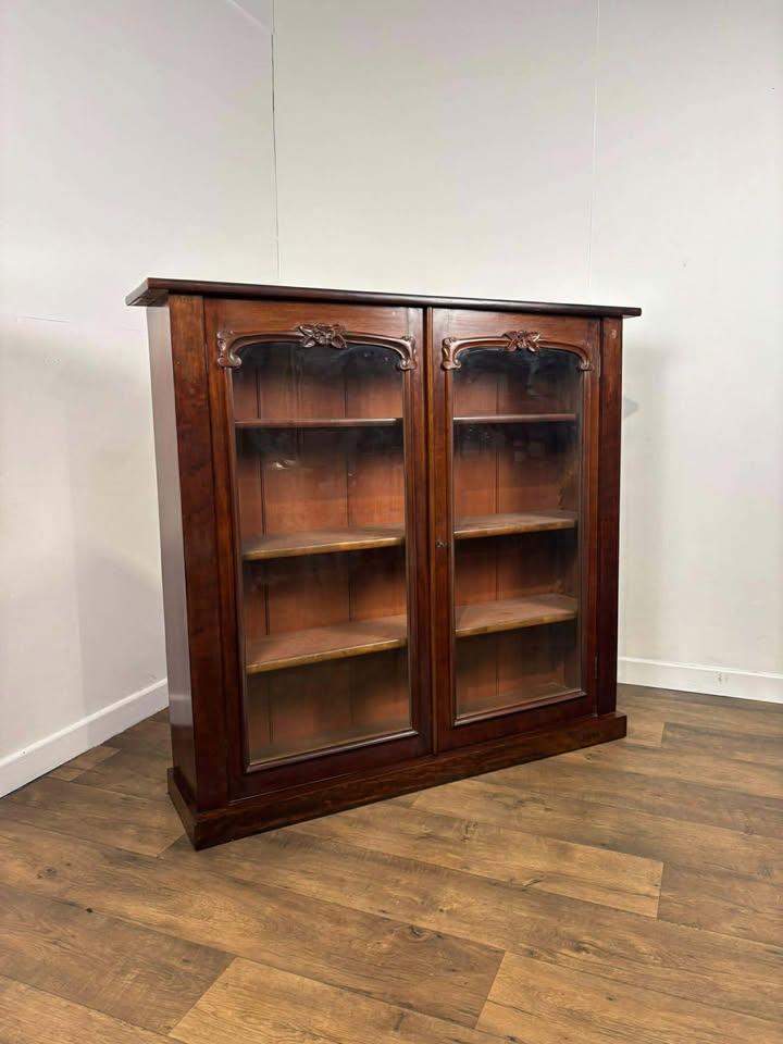 Victorian Mahogany Glazed Bookcase (1 of 17)