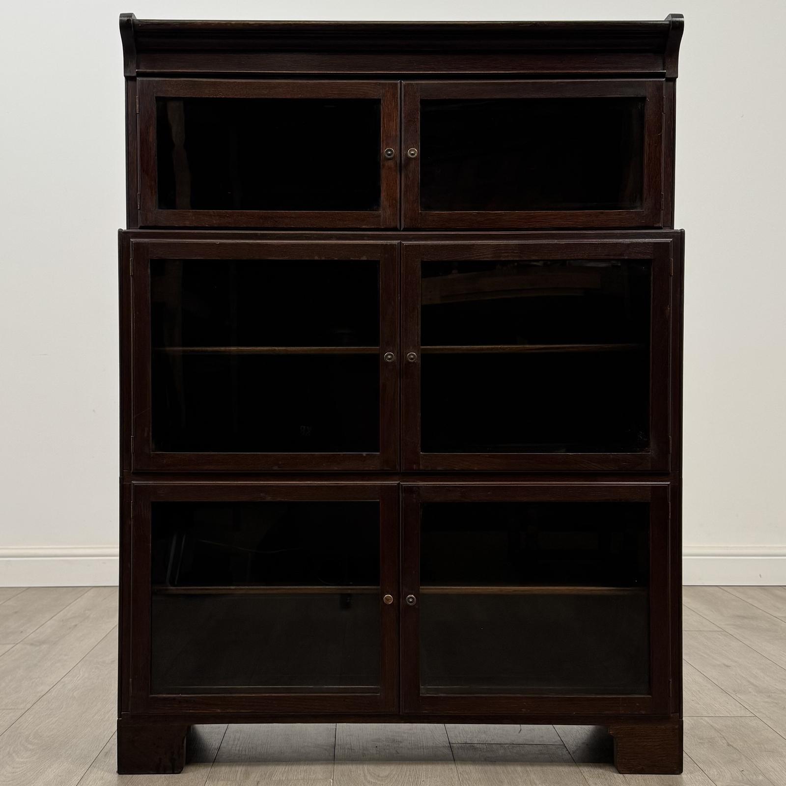 Antique 20th Century Oak Display Cabinet of Fine Quality (1 of 11) Antique 20th Century Oak Display Cabinet of Fine Quality (1 of 11)