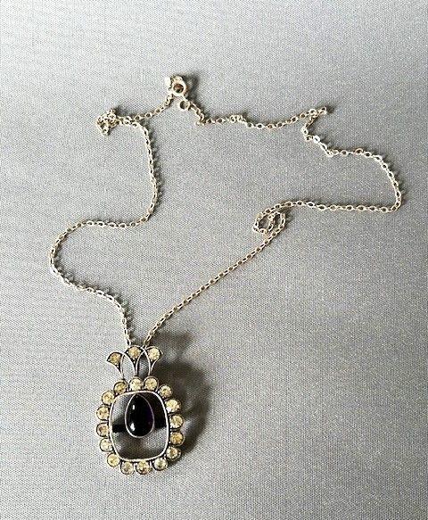 French Natural Amethyst & Silver Pendant Necklace (1 of 10) French Natural Amethyst & Silver Pendant Necklace (1 of 10)