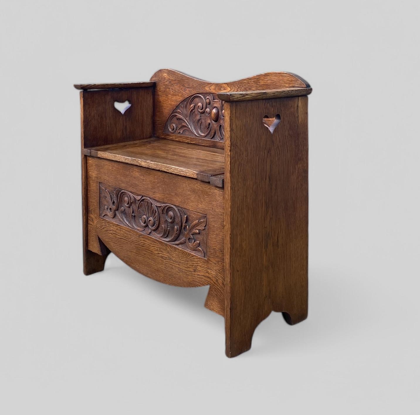 Small Carved Oak Art Nouveau Hall Seat (1 of 13) Small Carved Oak Art Nouveau Hall Seat (1 of 13)