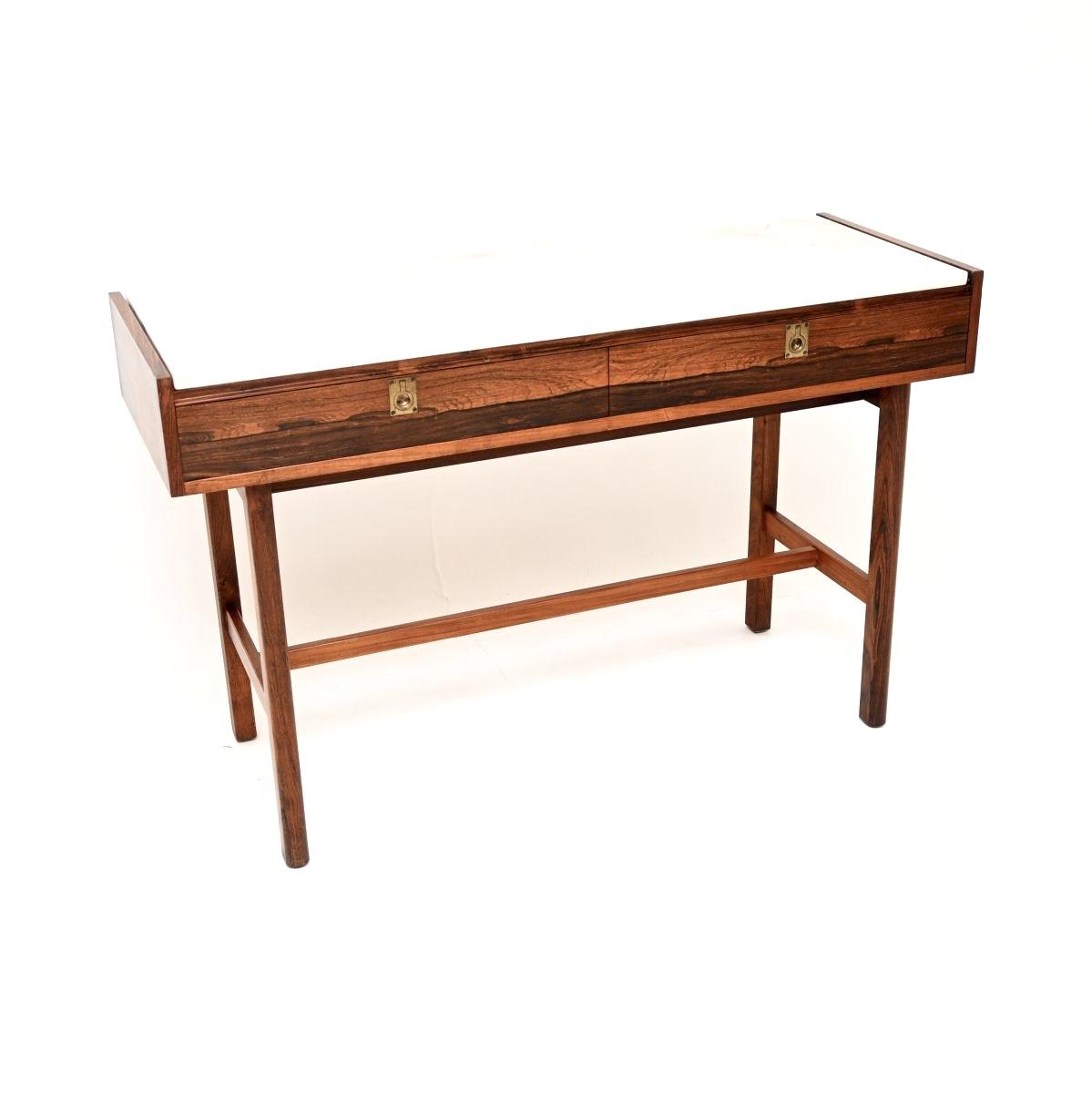 Vintage Rosewood Marble Top Console Table by Robert Heritage for Archie Shine (1 of 10) Vintage Rosewood Marble Top Console Table by Robert Heritage for Archie Shine (1 of 10)